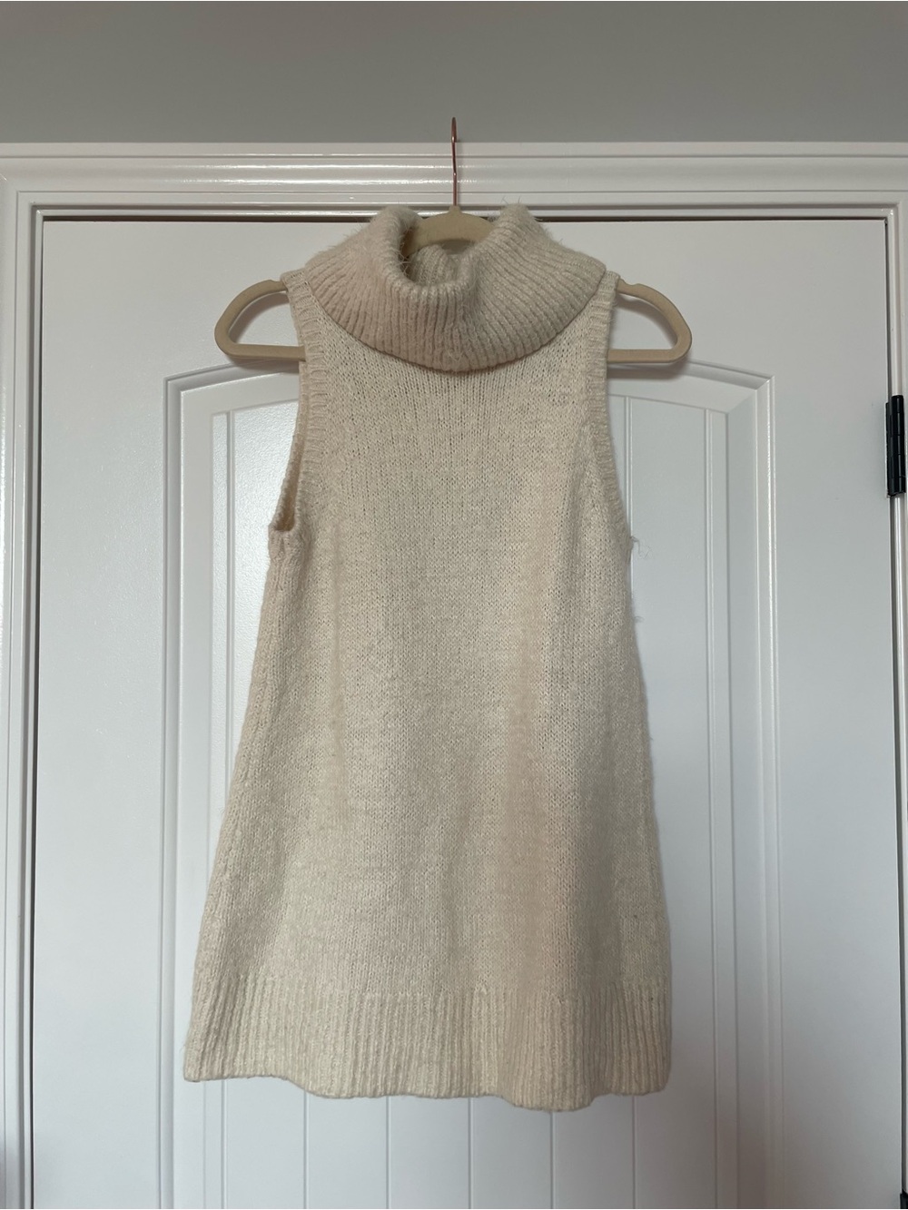 Show Me Your MuMu Sleeveless Turtleneck Tunic Sweater dress in Cream